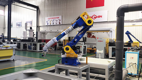 安川单机器人水切割工作站（站立式）